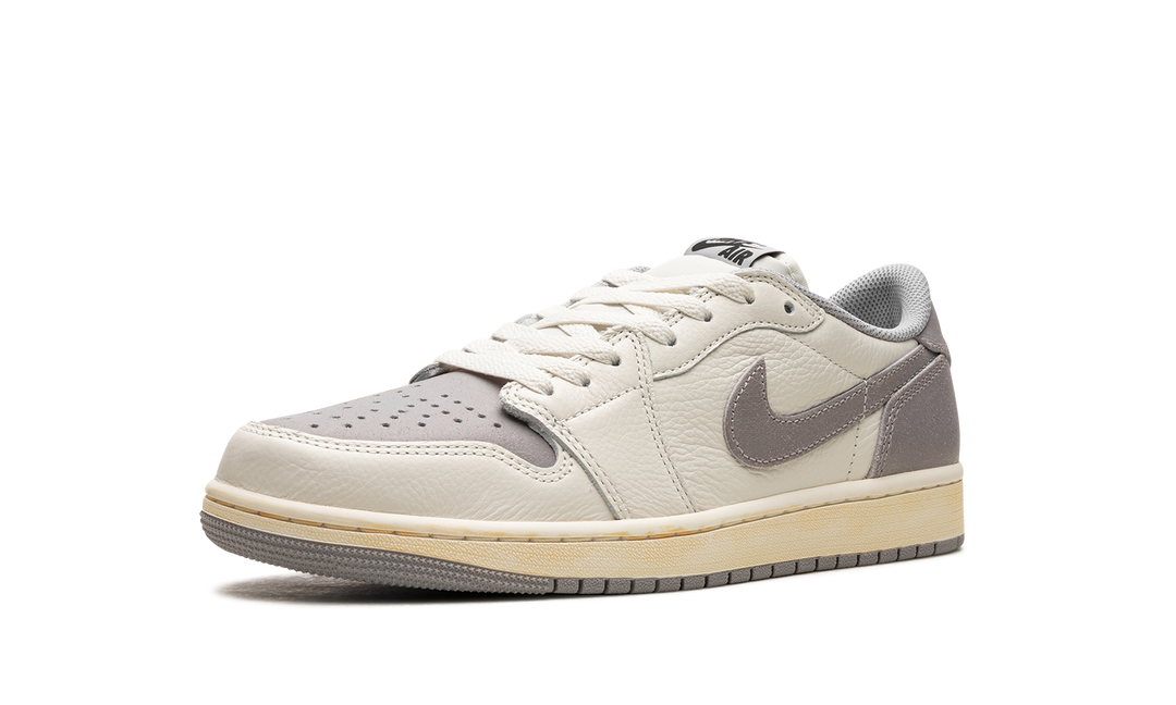AIR JORDAN 1 LOW OG ATMOSPHERE GREY