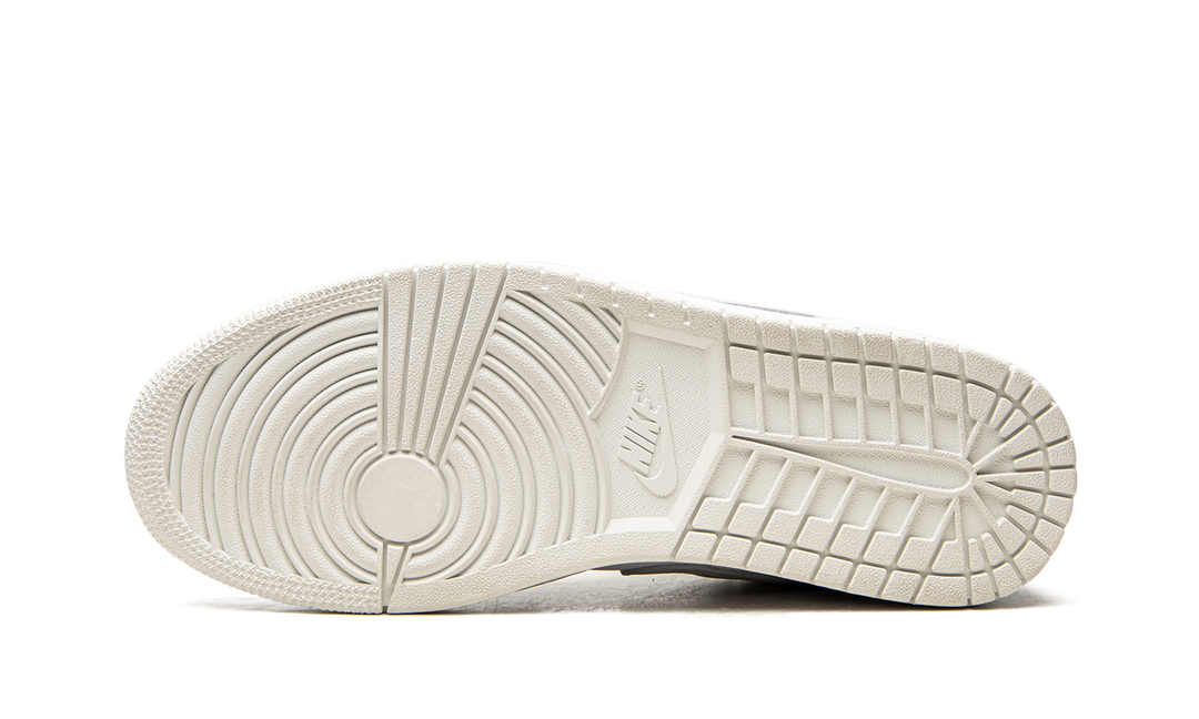 AIR JORDAN 1 LOW PARIS