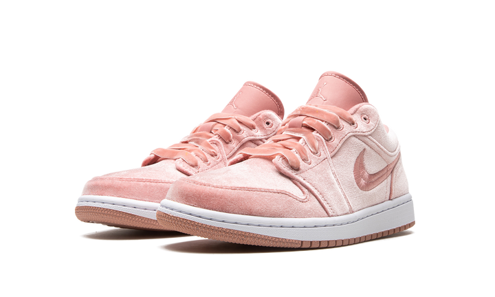 AIR JORDAN 1 LOW PINK VELVET