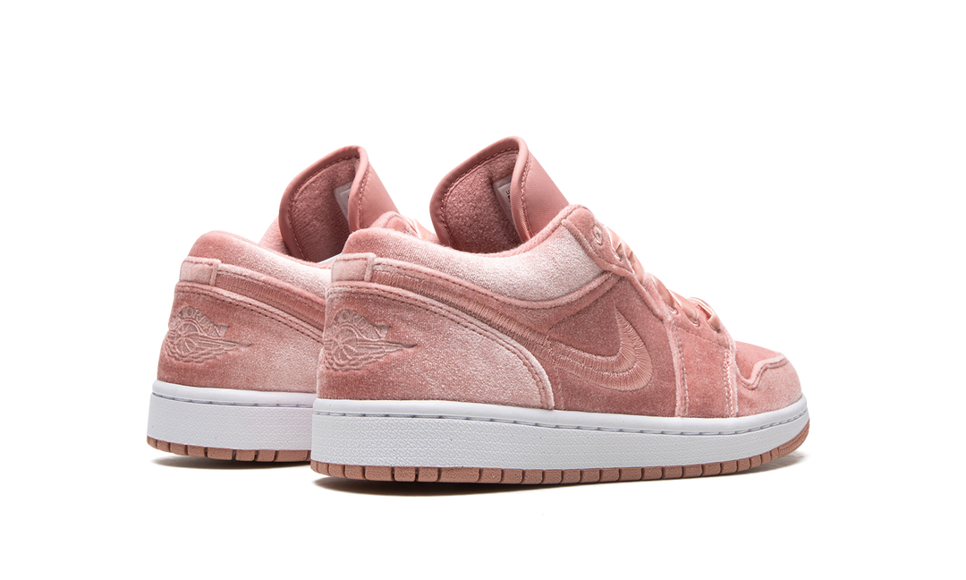 AIR JORDAN 1 LOW PINK VELVET