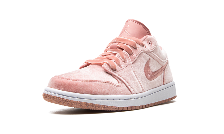 AIR JORDAN 1 LOW PINK VELVET