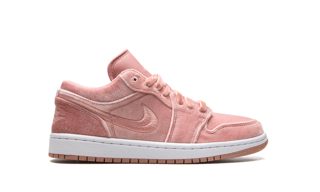 AIR JORDAN 1 LOW PINK VELVET