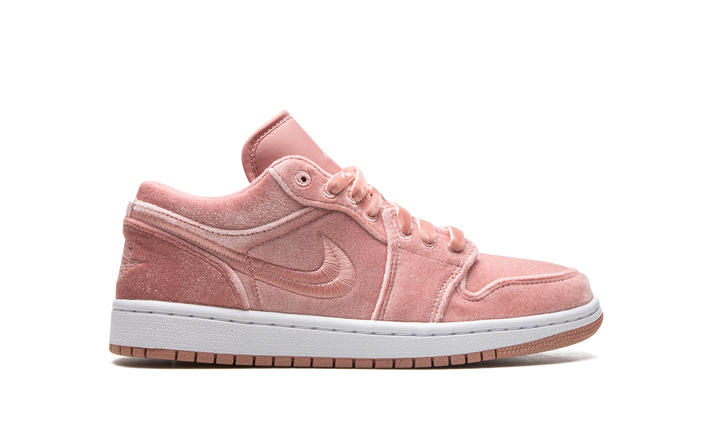 AIR JORDAN 1 LOW PINK VELVET