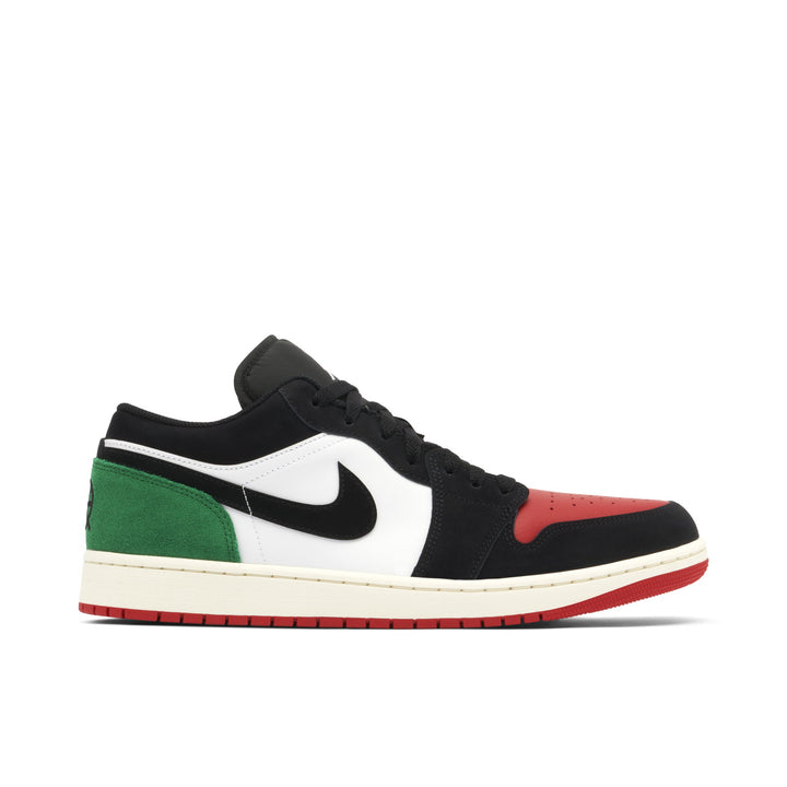 AIR JORDAN 1 LOW QUAI 54 2023 — Stock 