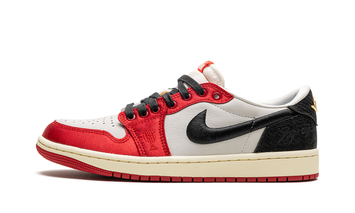 AIR JORDAN 1 LOW RETRO OG X TROPHY ROOM AWAY — Stock 