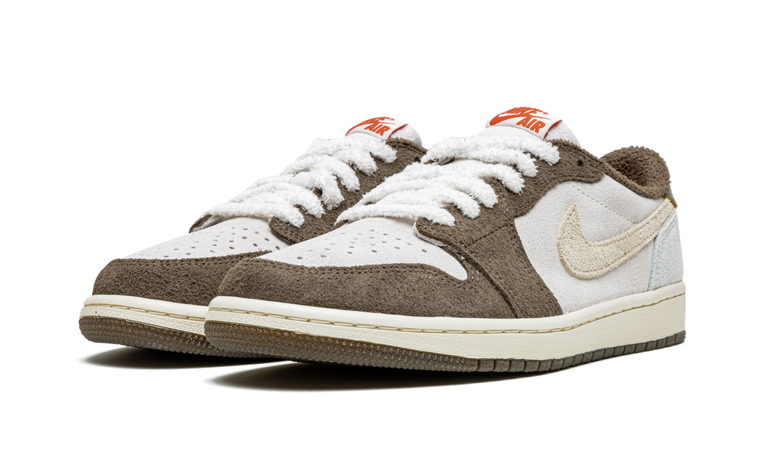 AIR JORDAN 1 LOW RETRO OG YEAR OF THE RABBIT CREAM