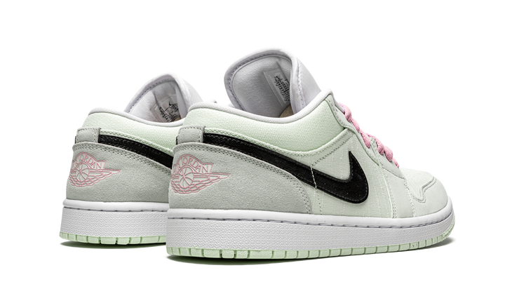 AIR JORDAN 1 LOW SE BARELY GREEN WOMENS