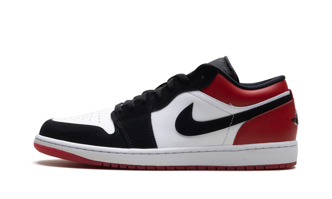 AIR JORDAN 1 LOW SE BLACK TOE (2025) — Stock 