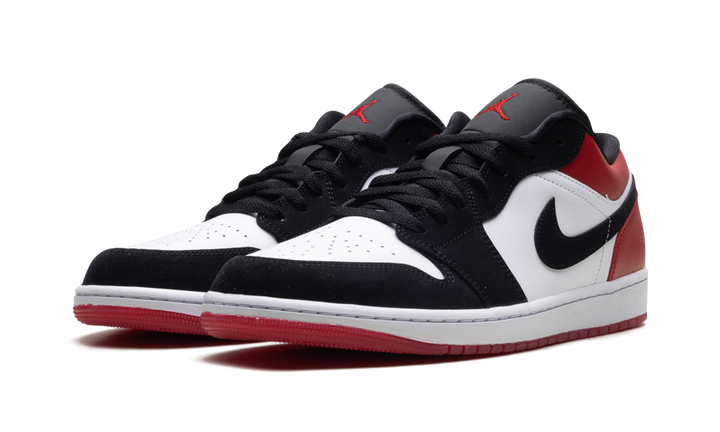 AIR JORDAN 1 LOW SE BLACK TOE (2025) — Stock 