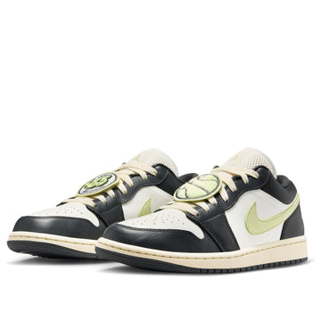 AIR JORDAN 1 LOW SE FALL LEAGUE WOMENS — Stock