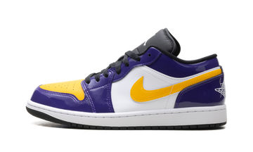 AIR JORDAN 1 LOW SE LAKERS — Stock