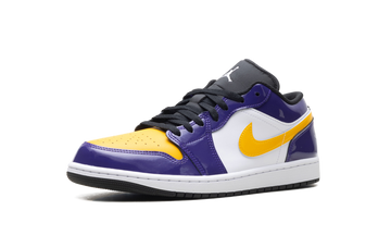 AIR JORDAN 1 LOW SE LAKERS — Stock