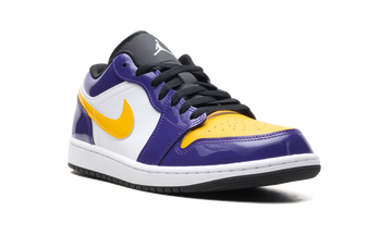 AIR JORDAN 1 LOW SE LAKERS — Stock