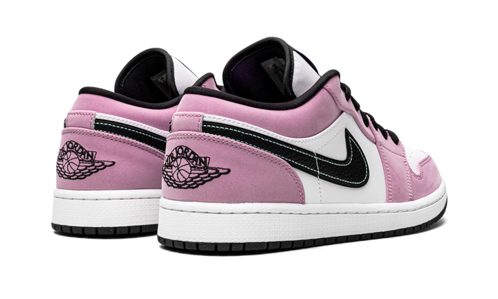 AIR JORDAN 1 LOW SE LIGHT PURPLE
