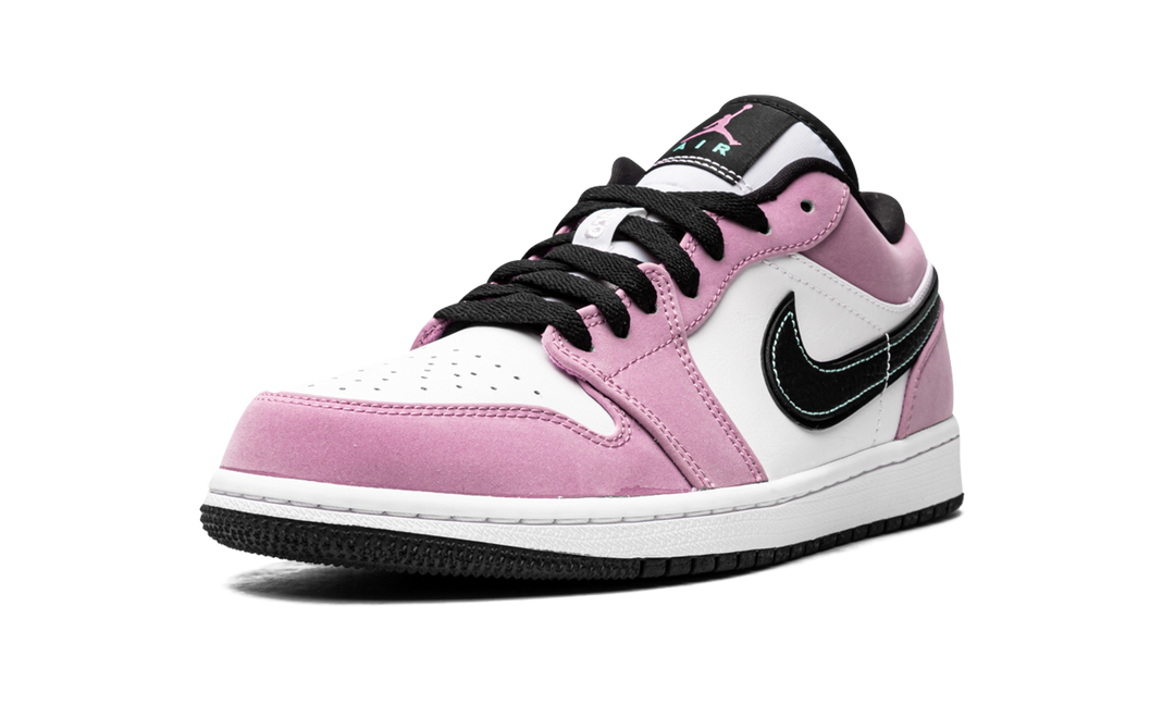 AIR JORDAN 1 LOW SE LIGHT PURPLE