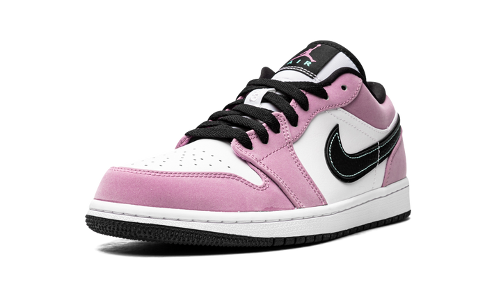AIR JORDAN 1 LOW SE LIGHT PURPLE