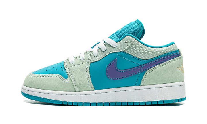 AIR JORDAN 1 LOW SE PSYCHIC PURPLE GS