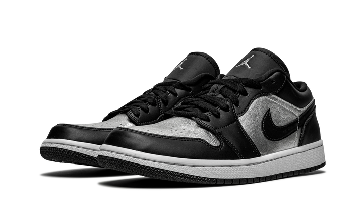 AIR JORDAN 1 LOW SE SILVER TOE WOMENS