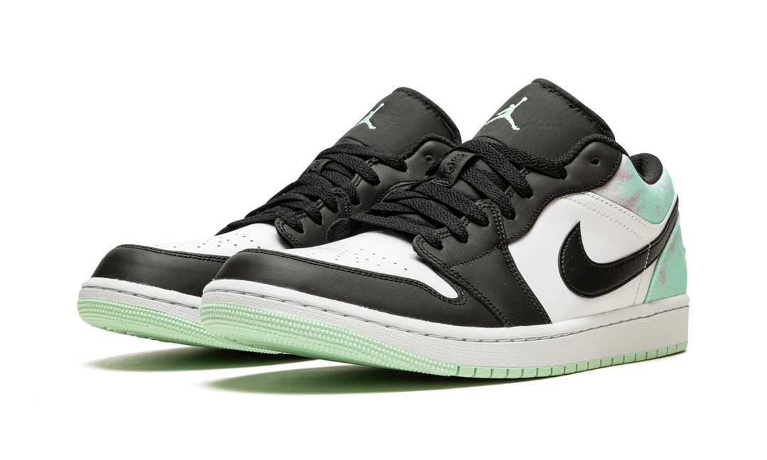 AIR JORDAN 1 LOW SE TIE-DYE
