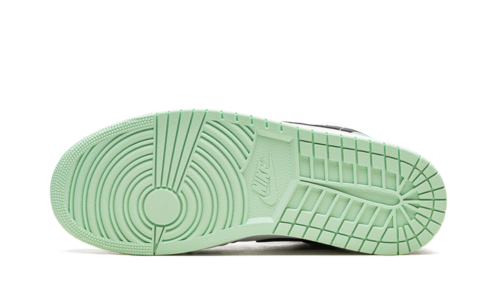 AIR JORDAN 1 LOW SE TIE-DYE