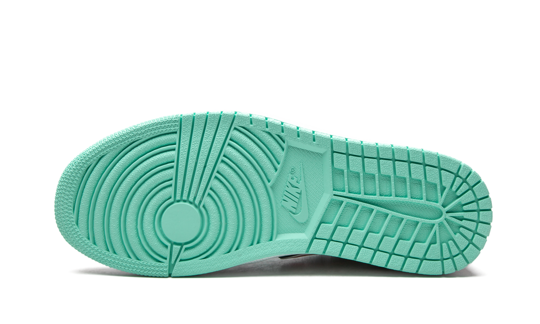 AIR JORDAN 1 LOW SE TROPICAL TWIST