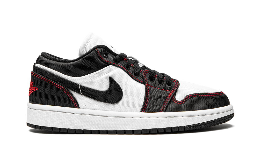 AIR JORDAN 1 LOW SE UTILITY BLACK WHITE RED WOMENS