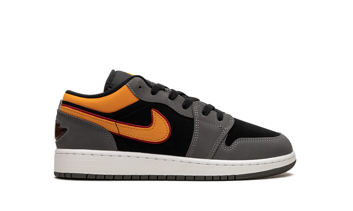 AIR JORDAN 1 LOW SE VIVID ORANGE GS
