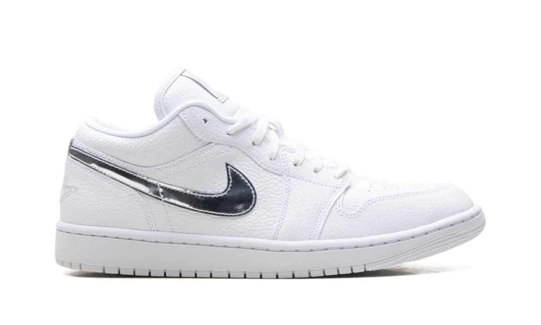 AIR JORDAN 1 LOW SE WHITE METALLIC SILVER WOMENS