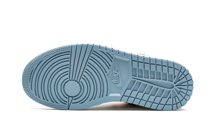 AIR JORDAN 1 LOW SE WHITE SESAME WOMENS