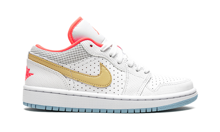 AIR JORDAN 1 LOW SE WHITE SESAME WOMENS