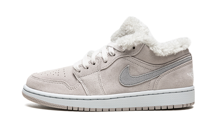 AIR JORDAN 1 LOW SHERPA FLEECE