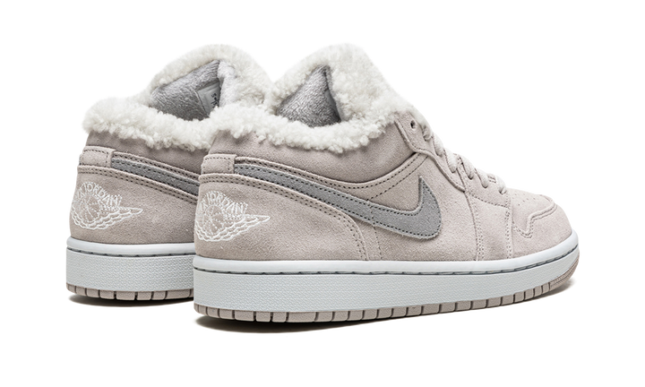 AIR JORDAN 1 LOW SHERPA FLEECE