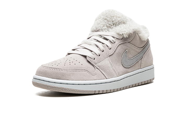 AIR JORDAN 1 LOW SHERPA FLEECE