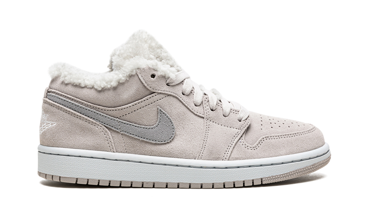 AIR JORDAN 1 LOW SHERPA FLEECE