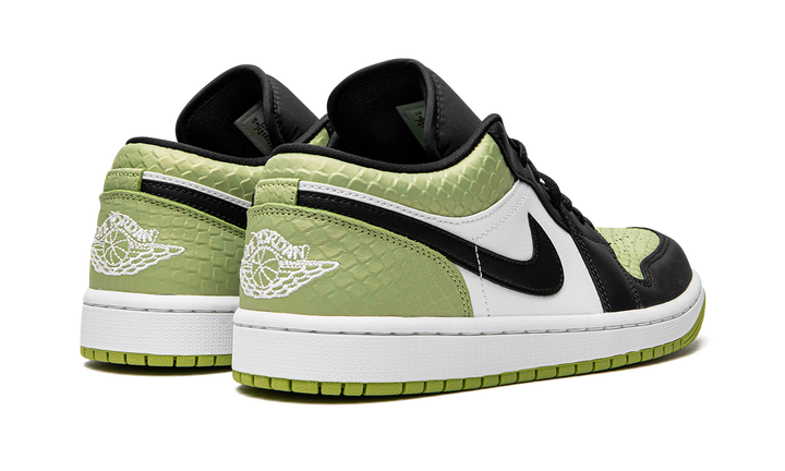 AIR JORDAN 1 LOW SNAKESKIN VIVID GREEN WOMENS