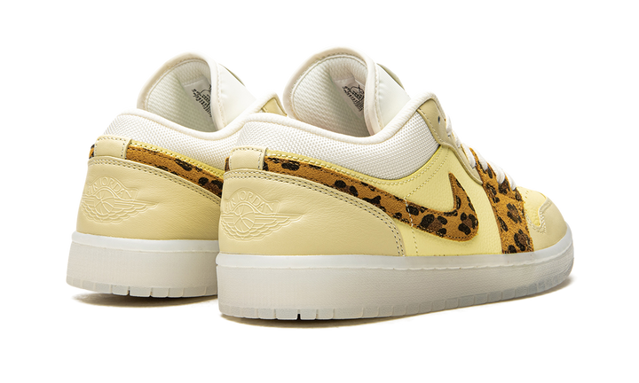 AIR JORDAN 1 LOW SNKRS DAY WOMENS