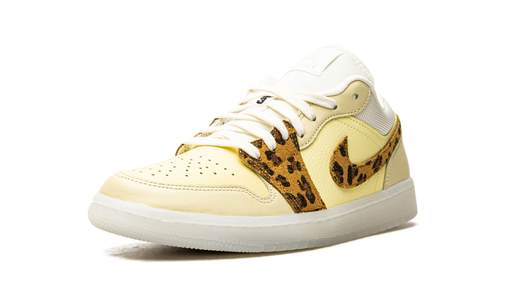 AIR JORDAN 1 LOW SNKRS DAY WOMENS