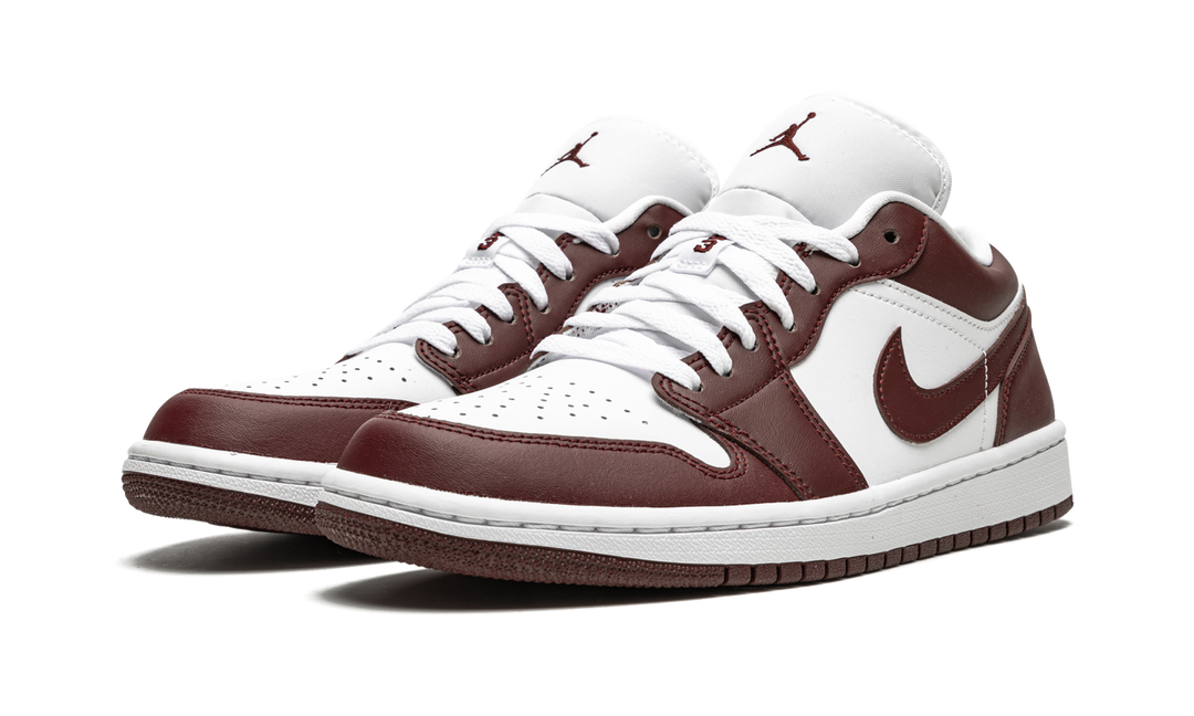 AIR JORDAN 1 LOW TEAM RED WOMENS