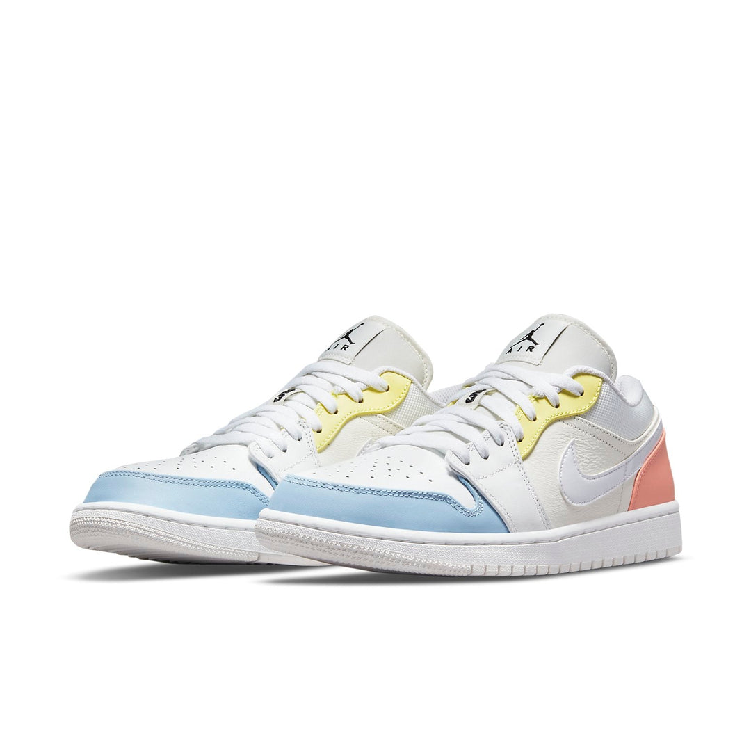 AIR JORDAN 1 LOW TO MY FIRST COACH