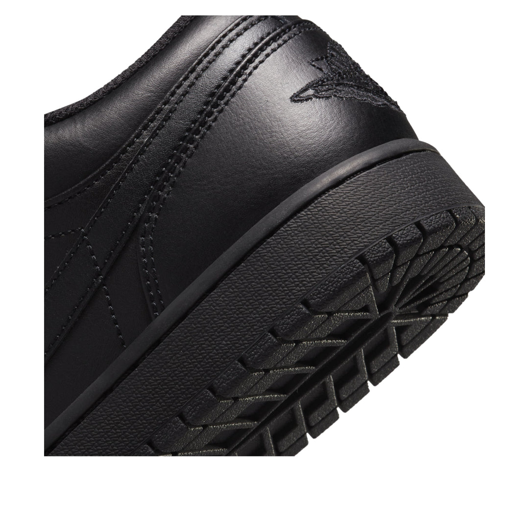 AIR JORDAN 1 LOW TRIPLE BLACK