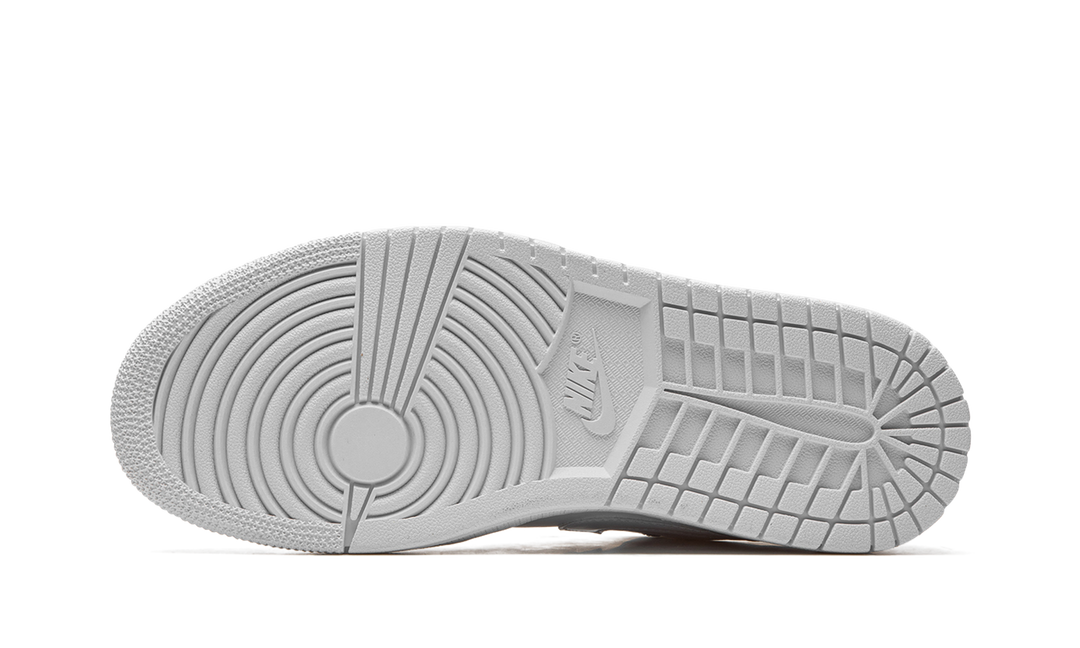AIR JORDAN 1 LOW TRIPLE WHITE WOMENS