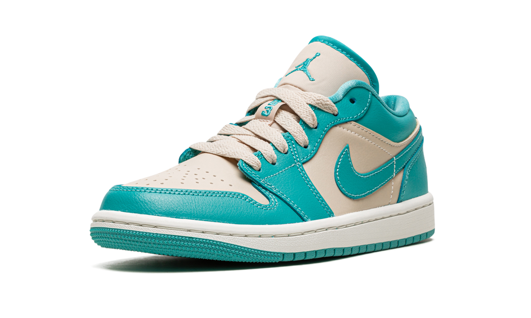 AIR JORDAN 1 LOW TROPICAL TEAL WOMENS