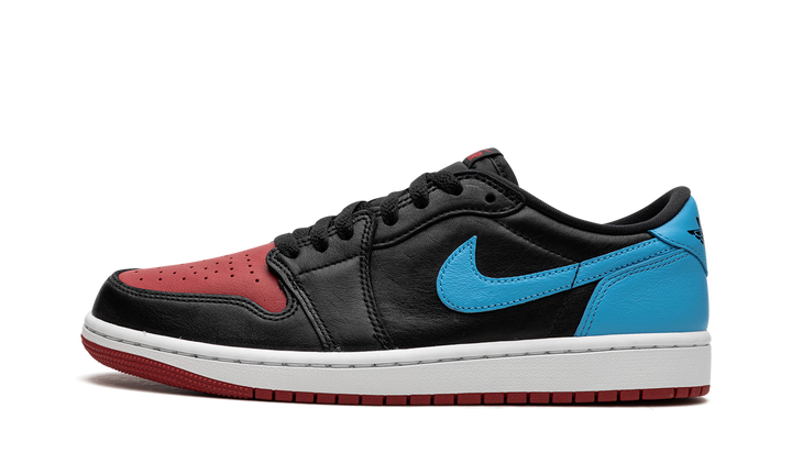 AIR JORDAN 1 LOW UNC TO CHICAGO