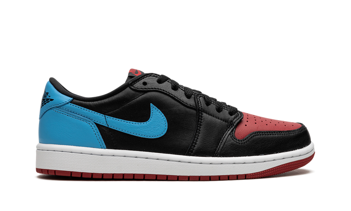 AIR JORDAN 1 LOW UNC TO CHICAGO