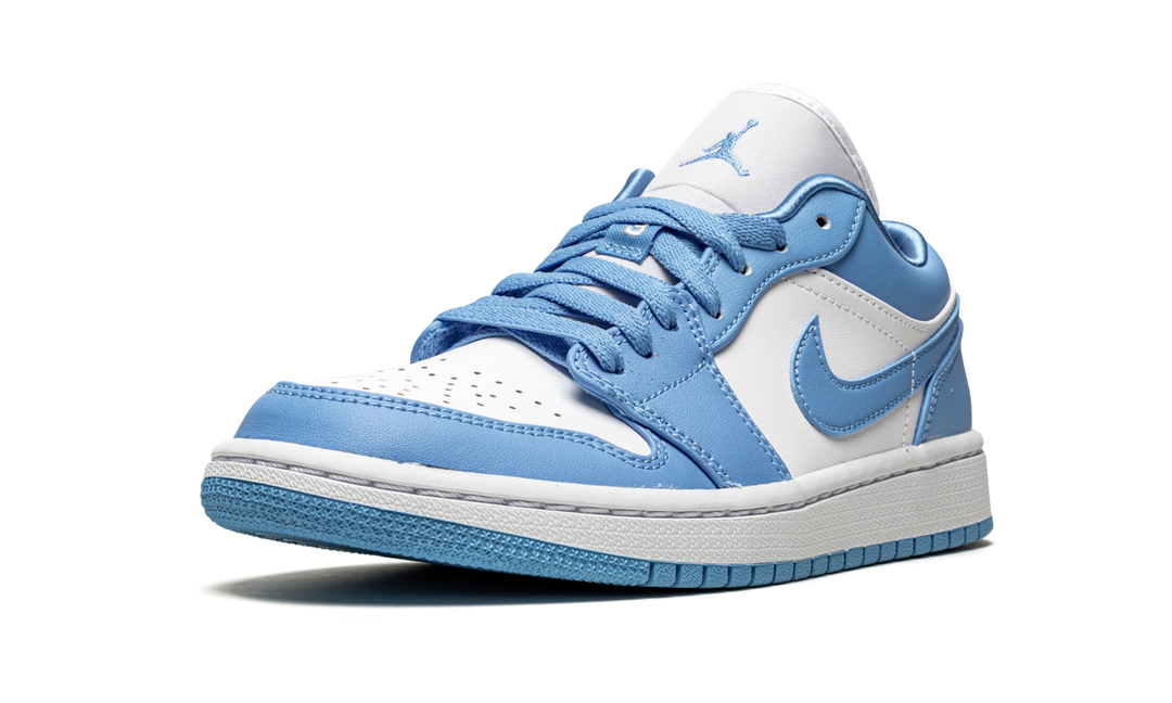 AIR JORDAN 1 LOW UNC WOMENS