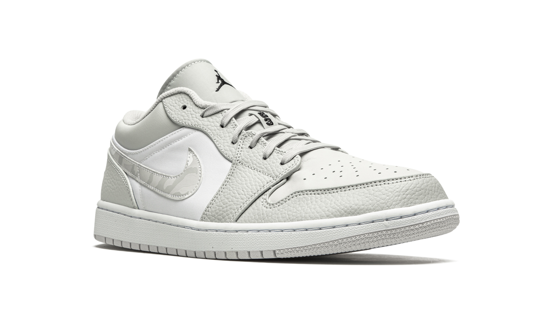 AIR JORDAN 1 LOW WHITE CAMO