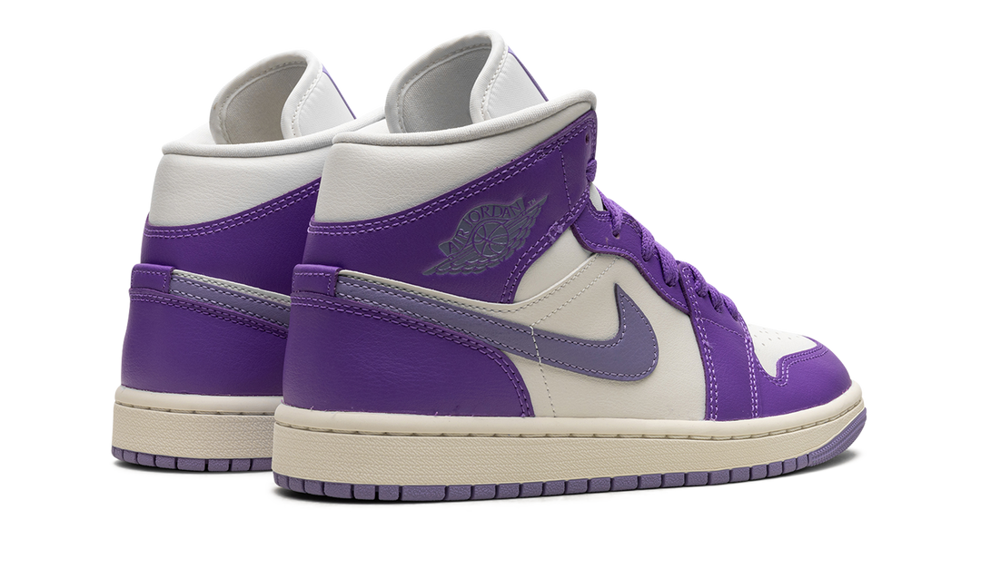 AIR JORDAN 1 MID ACTION GRAPE WOMENS