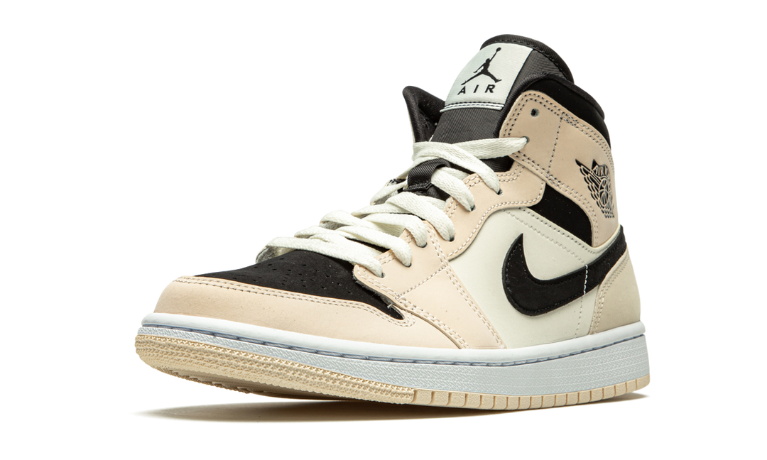 AIR JORDAN 1 MID BARELY ORANGE
