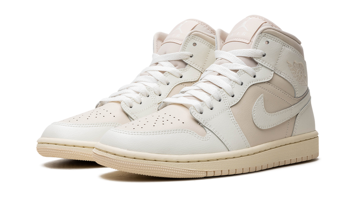 AIR JORDAN 1 MID LEGEND LIGHT BROWN WOMENS
