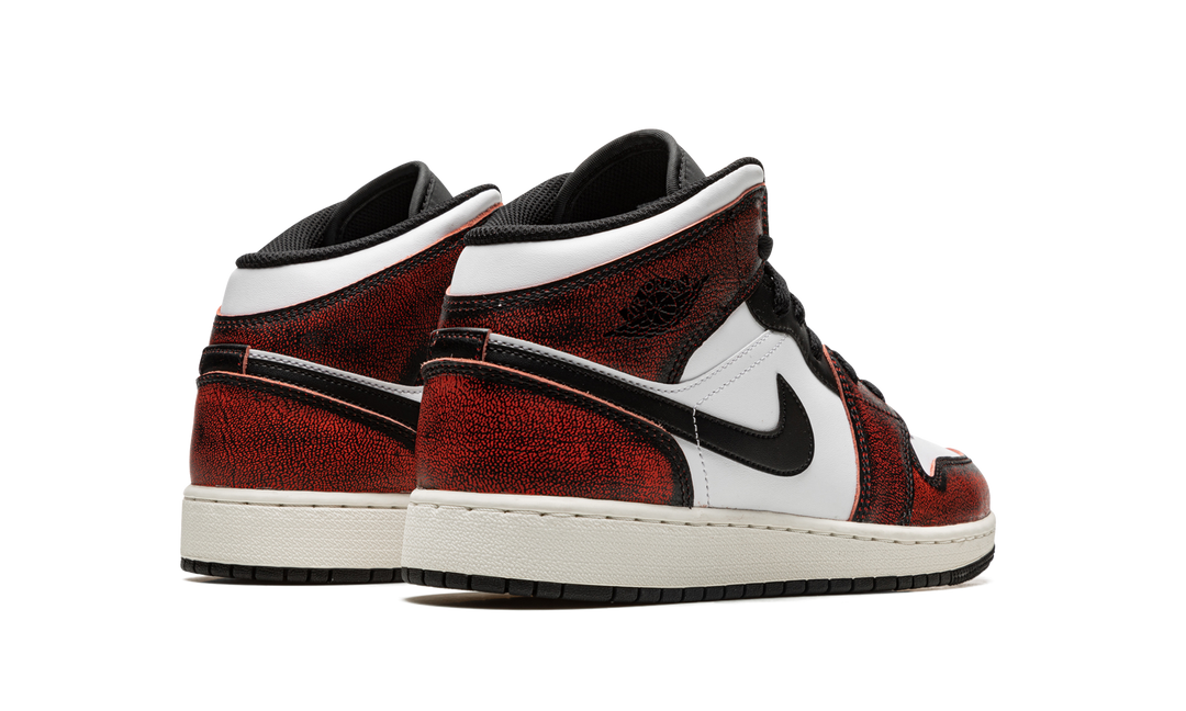 AIR JORDAN 1 MID SE BLACK INFRARED 23 GS